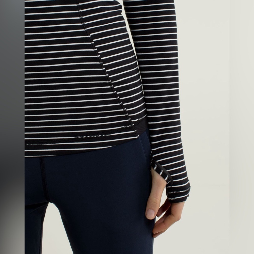 Lululemon Base Runner Long Sleeve , sz : 6 - Picture 3 of 12